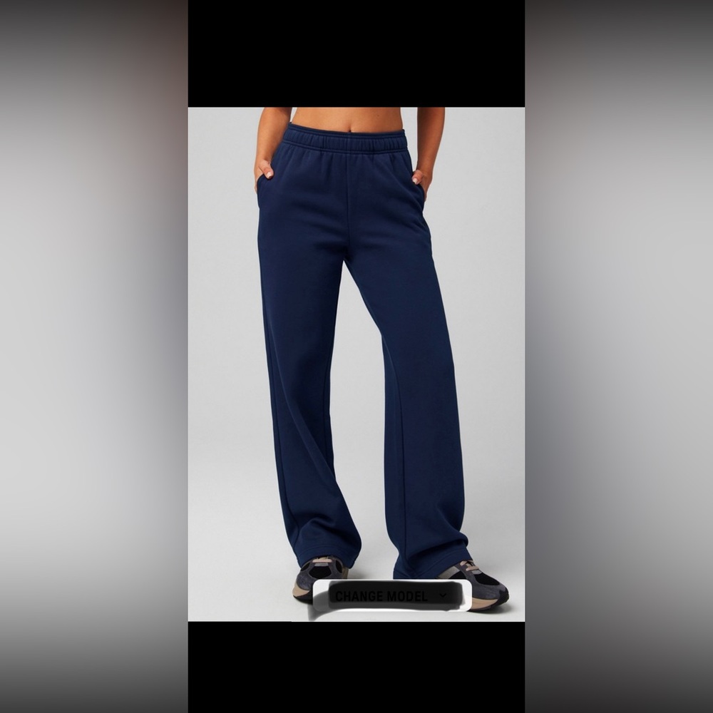Fabletics Navy Blue Women's fleece wide leg Pants, Size Large